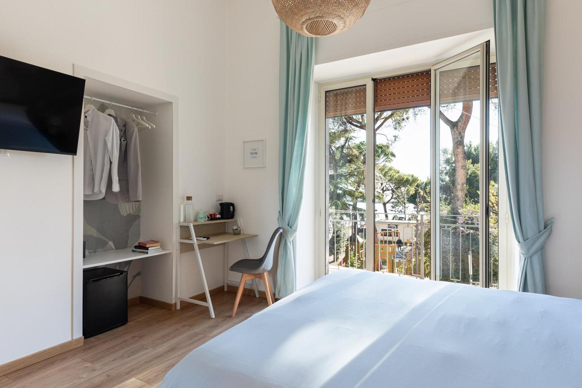 B&B Vitruvio Suites Formia Exterior photo